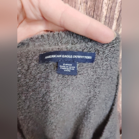 American eagle women's bell sleeve soft sweater in size Small - Picture 2 of 6